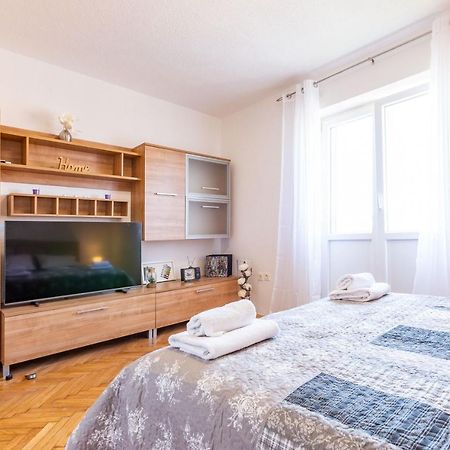 Bobo Central 2Br Apartment Zára Kültér fotó